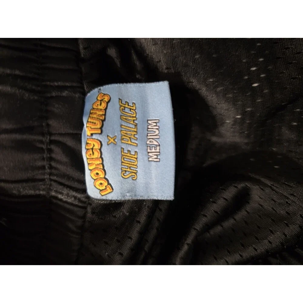 Vintage Daffy Duck X Shoe Palace Mens Shorts M Looney Tunes Black
